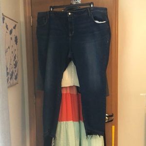 EUC - PLUS SIZE - Old Navy Rockstar Jeans - Built-In Warm - Size 28